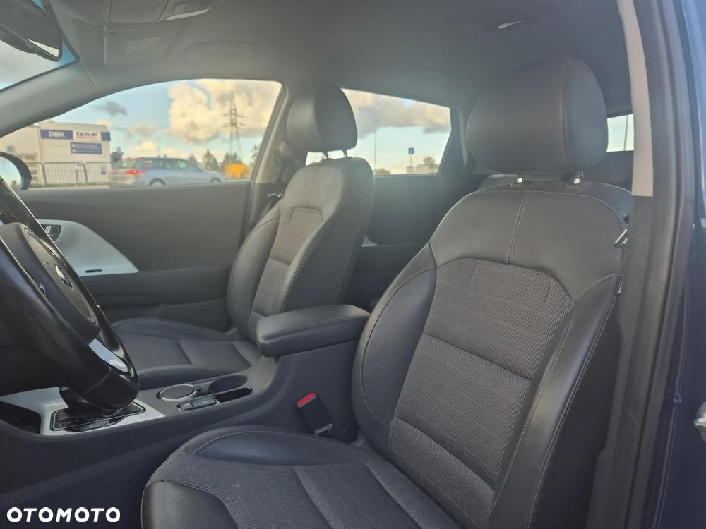 Kia Niro 1.6 GDI Hybrid L - 9