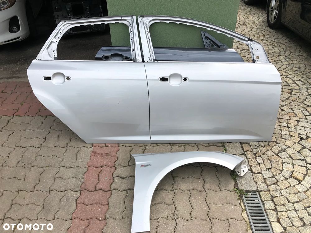 FORD FOCUS MK3 DRZWI BLOTNIK PRZEDNIE PRAWE TYLNIE TYL - 3
