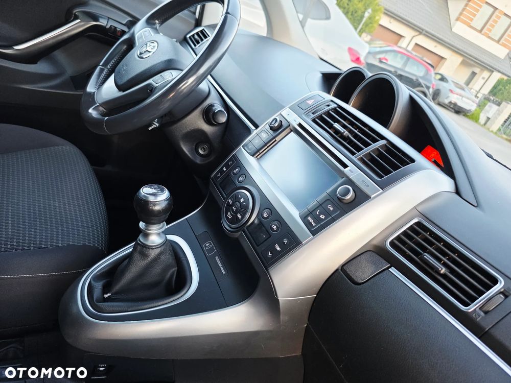 Toyota Verso 1.6 D-4D Premium - 36