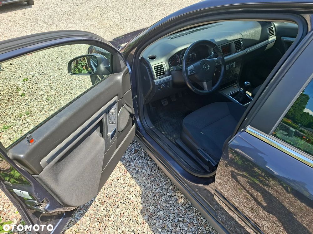 Opel Vectra 1.8 Essentia - 25