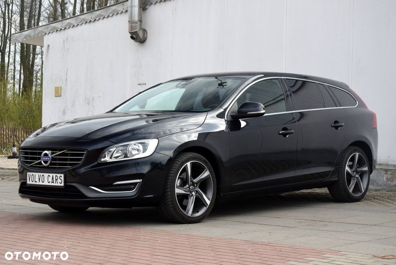 Volvo V60 D4 Drive-E Summum - 11