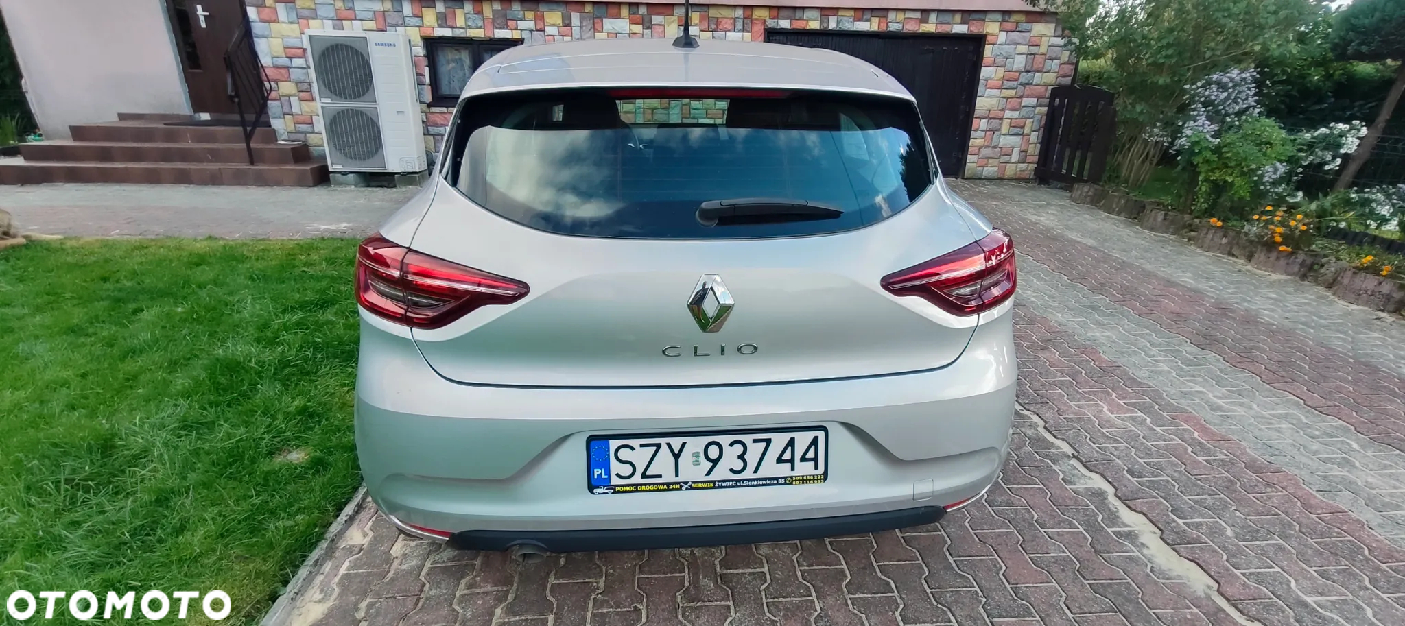 Renault Clio - 8