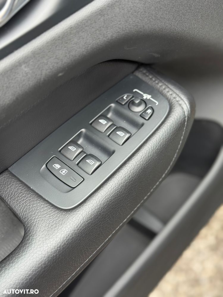 Volvo XC 60 D5 AWD Inscription - 21