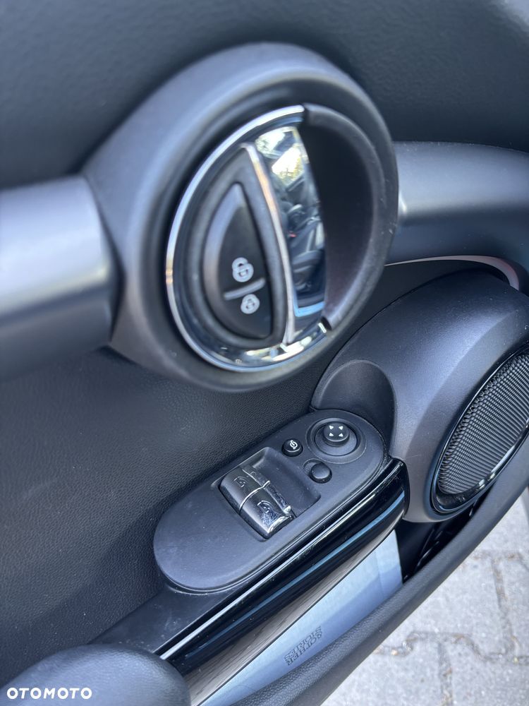 MINI Cooper SE - 15