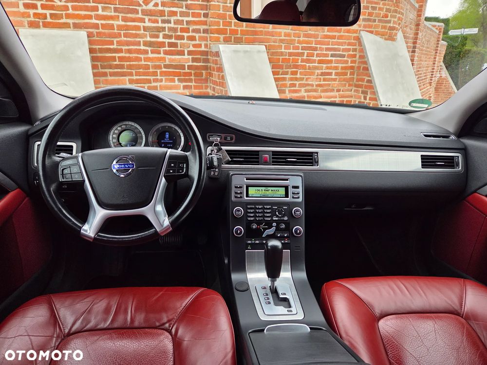 Volvo V70 2.5T Summum - 14
