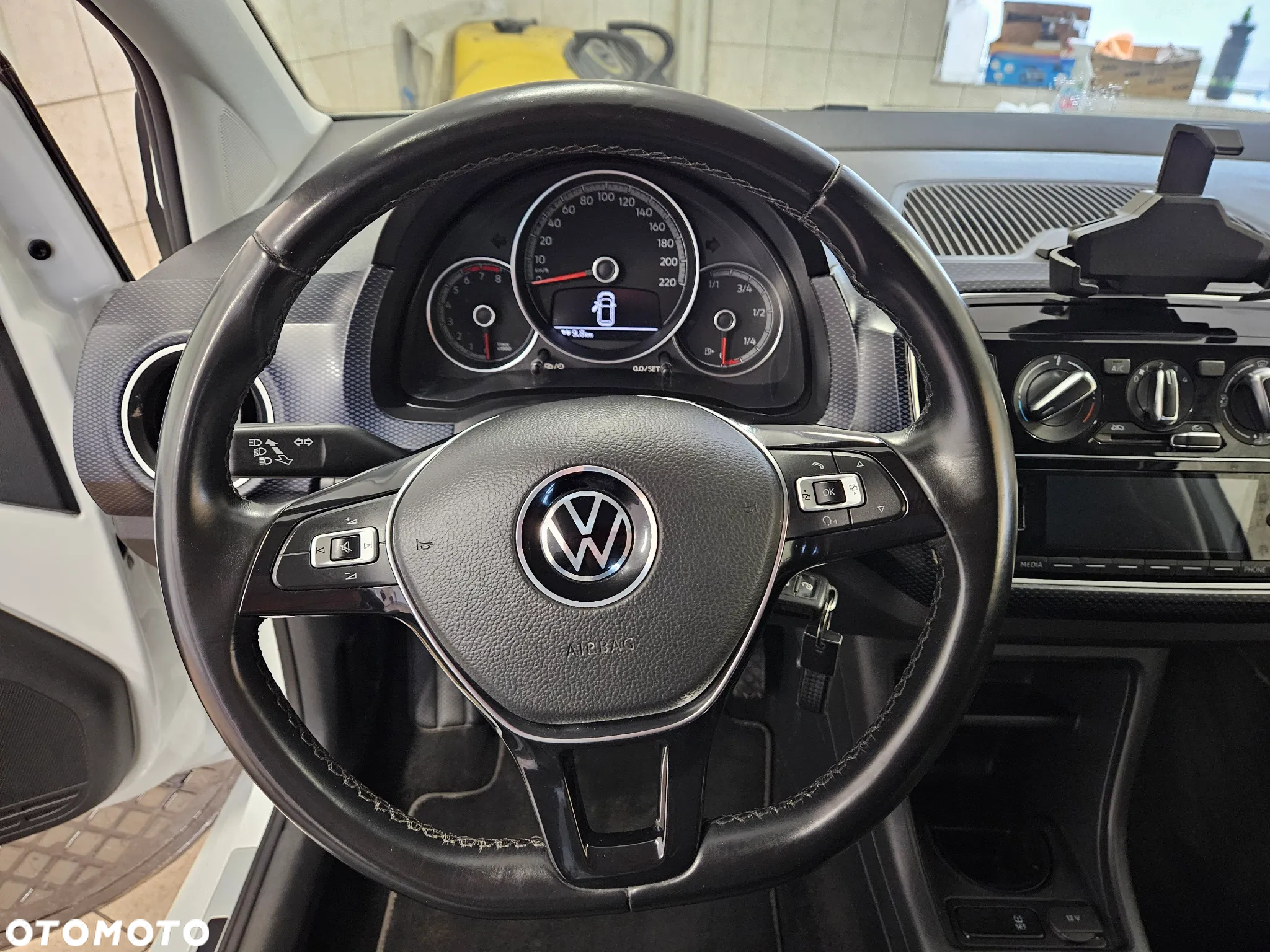 Volkswagen up! 1.0 United - 9