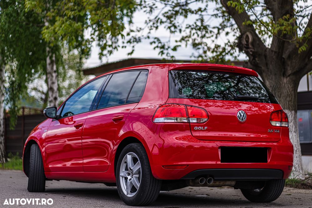 Volkswagen Golf 2.0 TDI DPF MATCH - 30