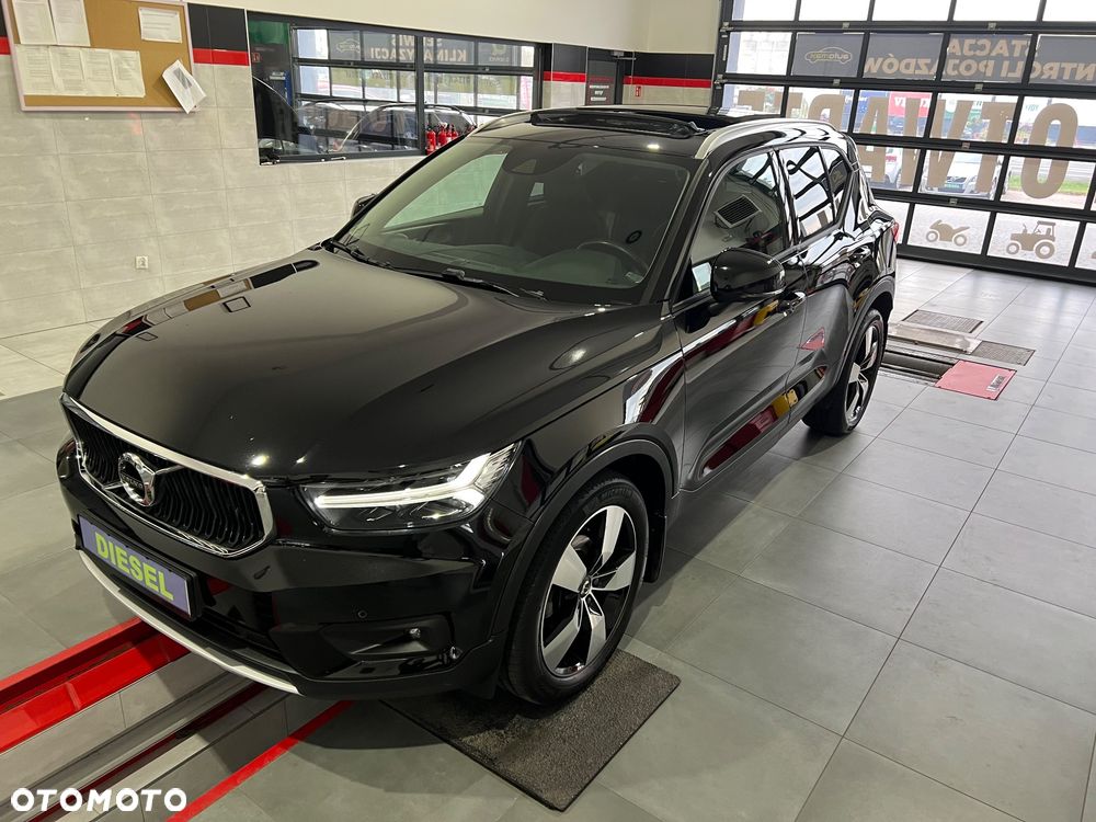 Volvo XC 40 D3 R-Design - 2