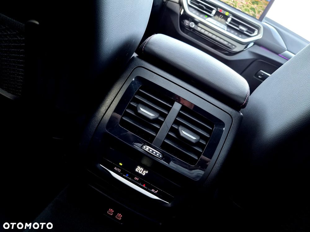 BMW X4 xDrive20d Edycja M Sport - 30