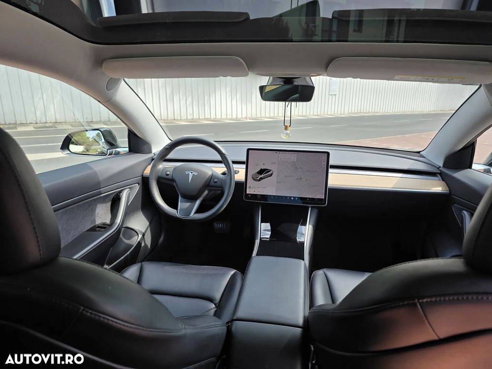 Tesla Model 3 Standard - 7