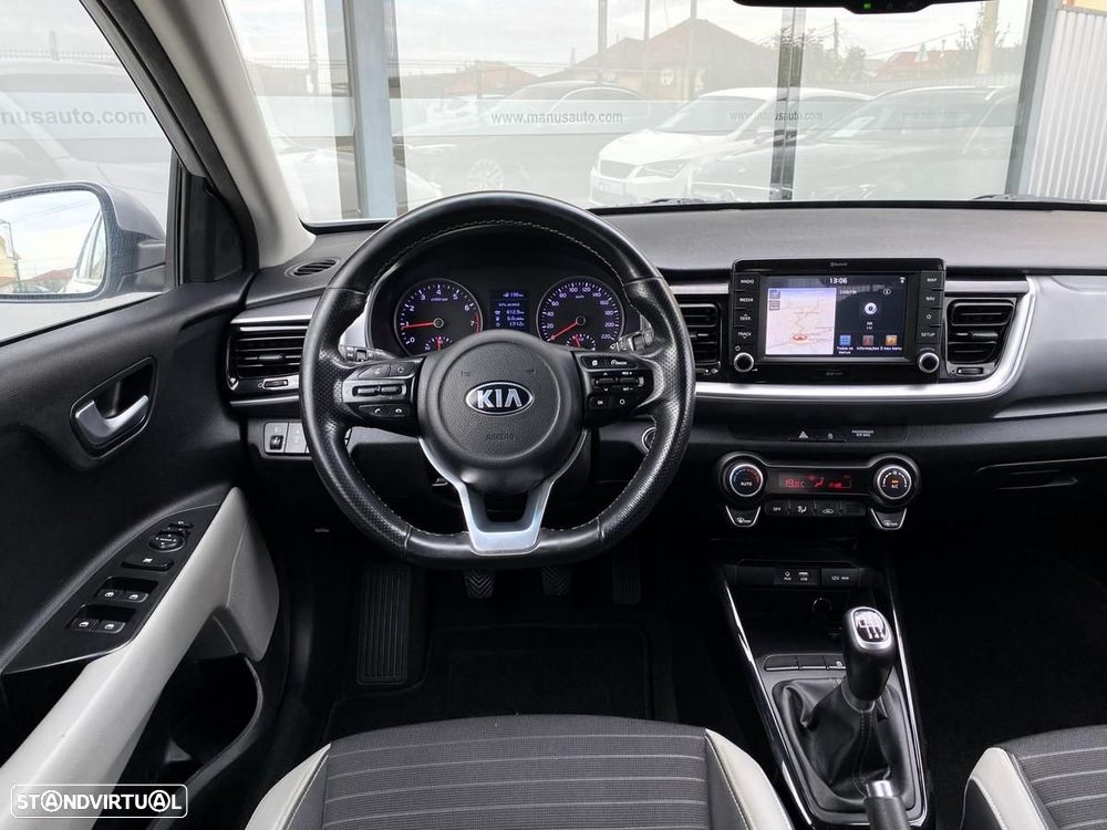 Kia Stonic 1.0 T-GDI TX - 4