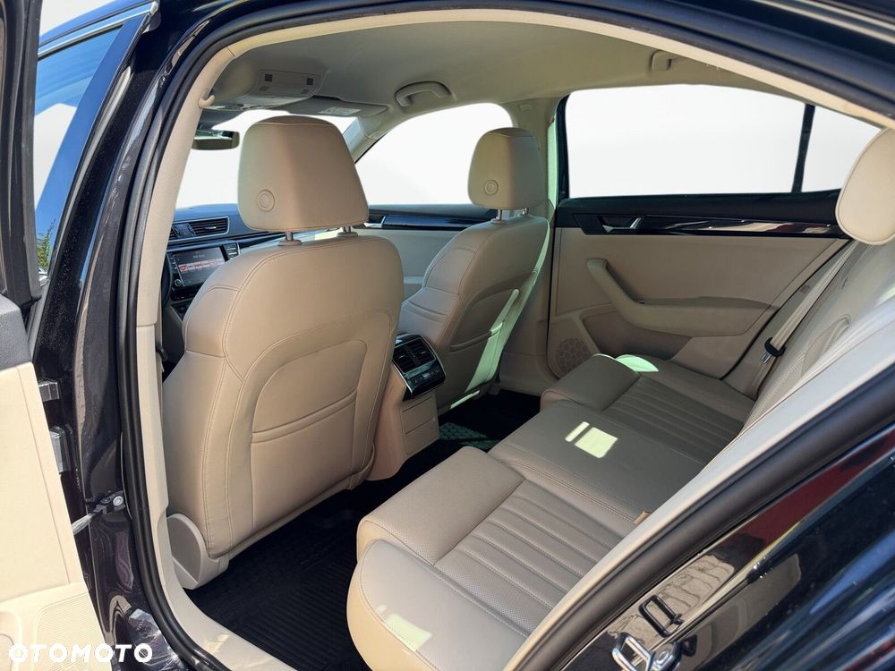 Skoda Superb 2.0 TDI 4x4 L&K DSG - 39