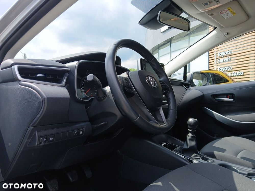 Toyota Corolla - 19