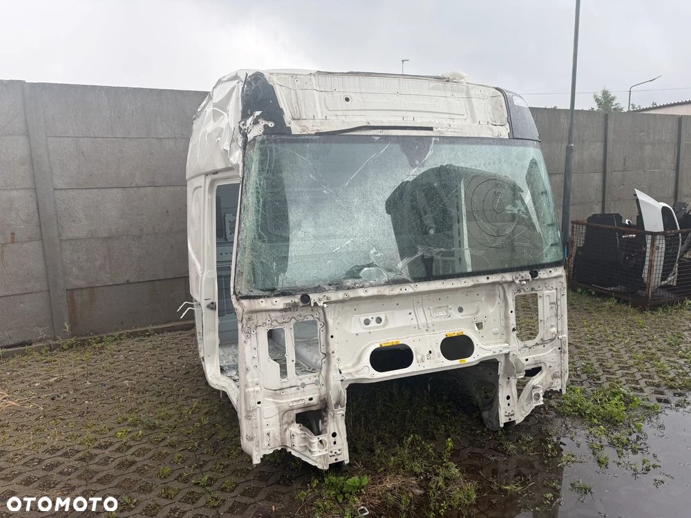 Kabina VOLVO FH 5 2022 Globetrotter FH4 FH 4 FH5 - 7