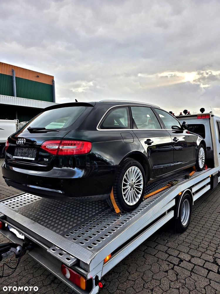 Audi A4 Avant 2.0 TDI DPF Ambiente - 4