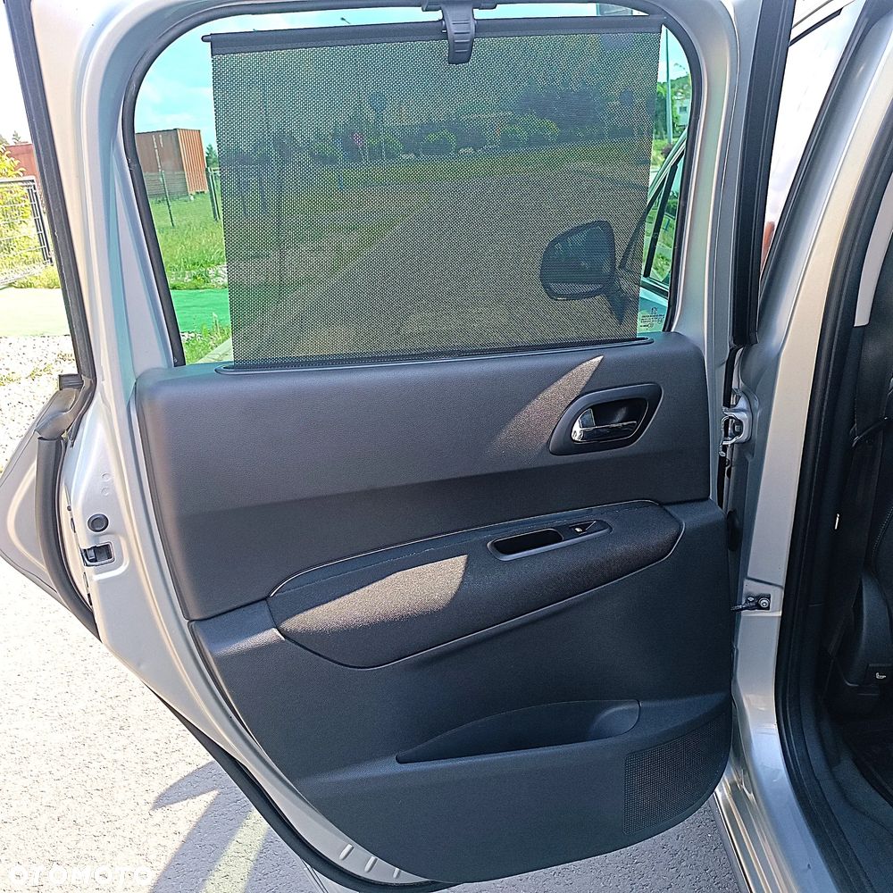 Peugeot 3008 - 21