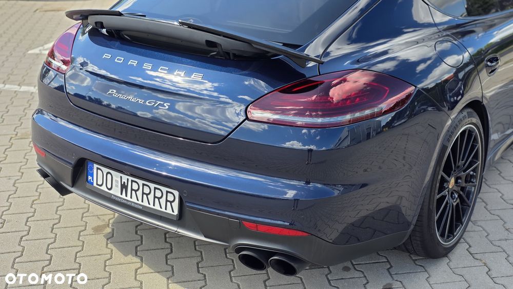 Porsche Panamera GTS PDK - 16
