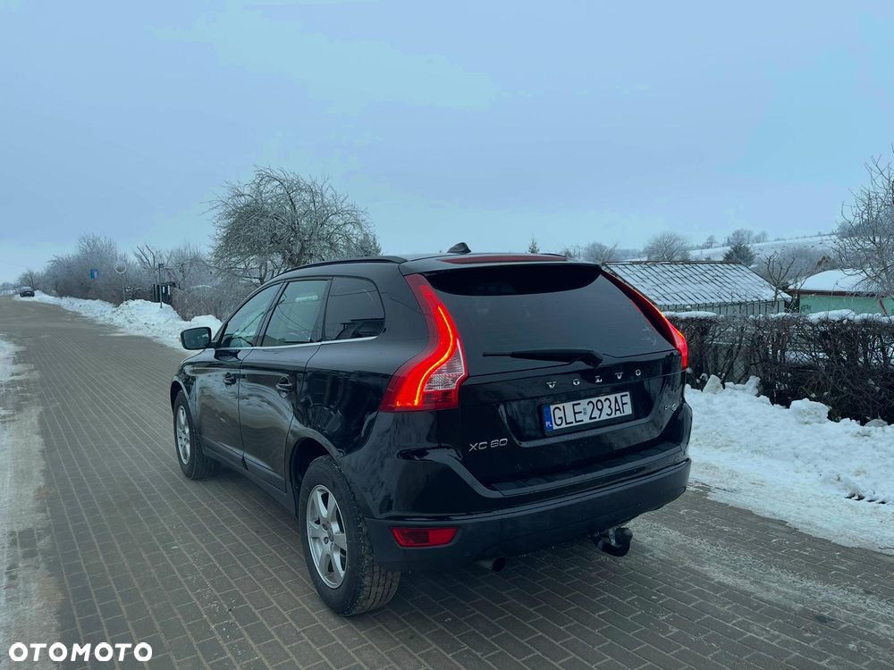 Volvo XC 60 - 4