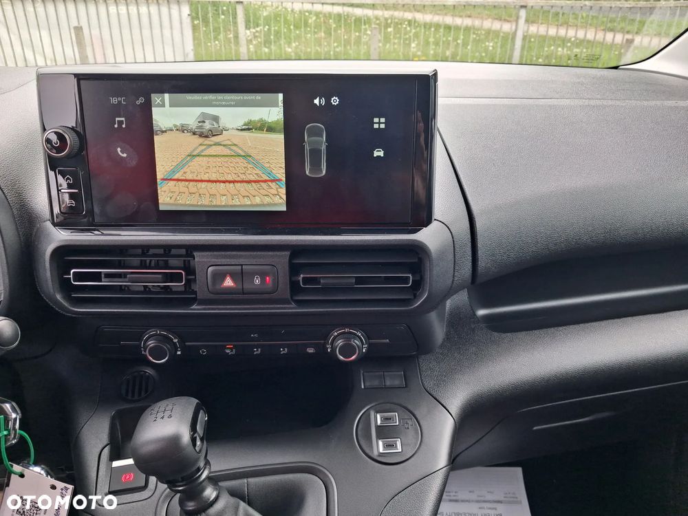 Citroën BERLINGO - 8