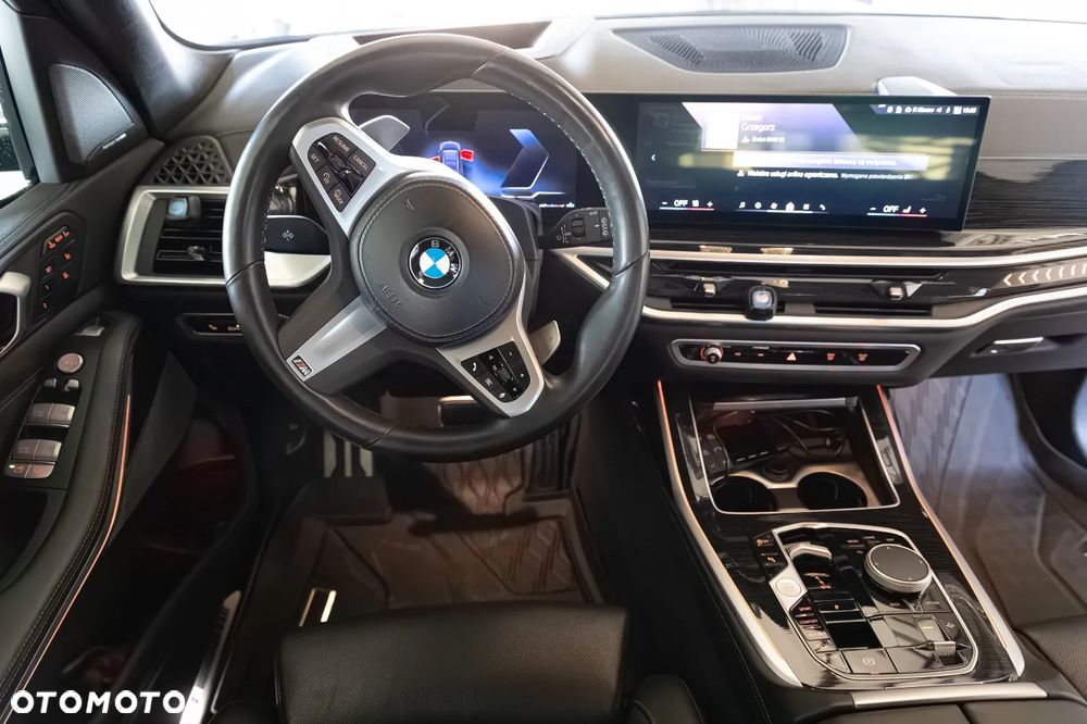 BMW X7 - 11