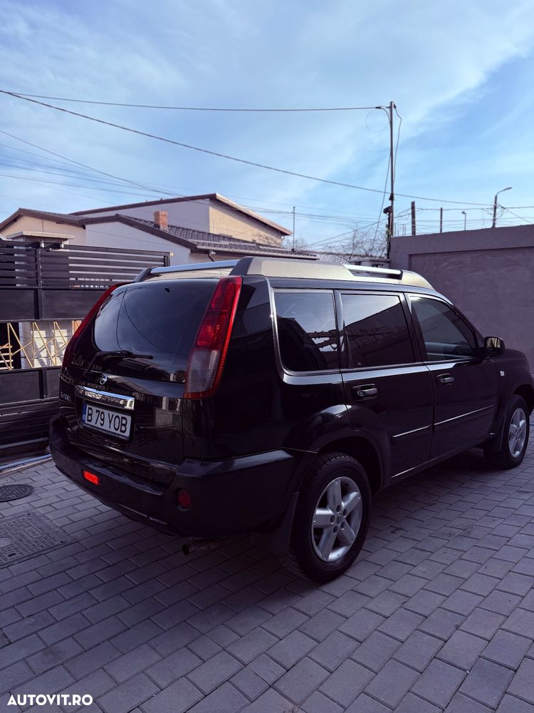Nissan X-Trail 2.0 Sport 5u - 4