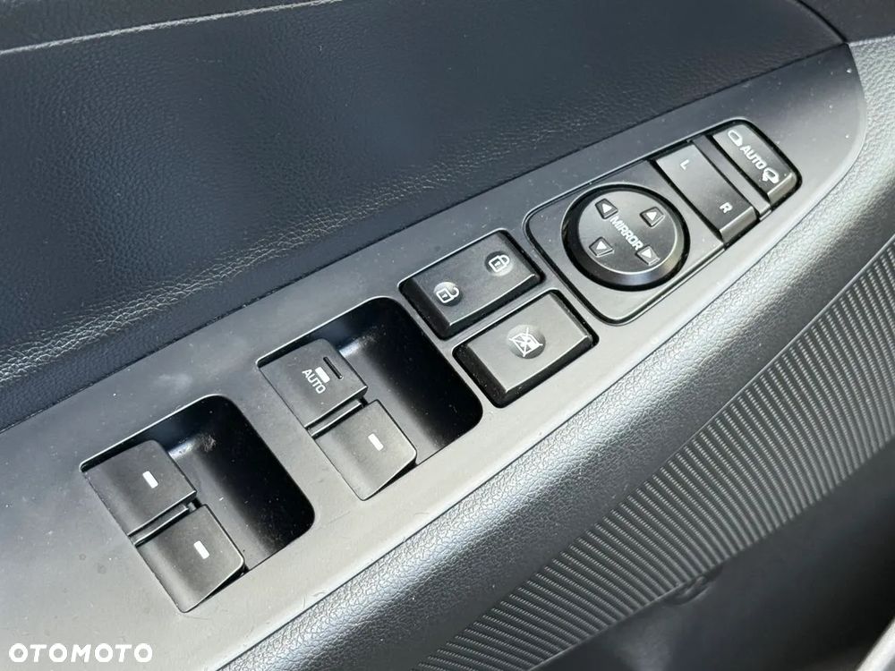 Hyundai Tucson 1.6 GDI BlueDrive Style 2WD - 31