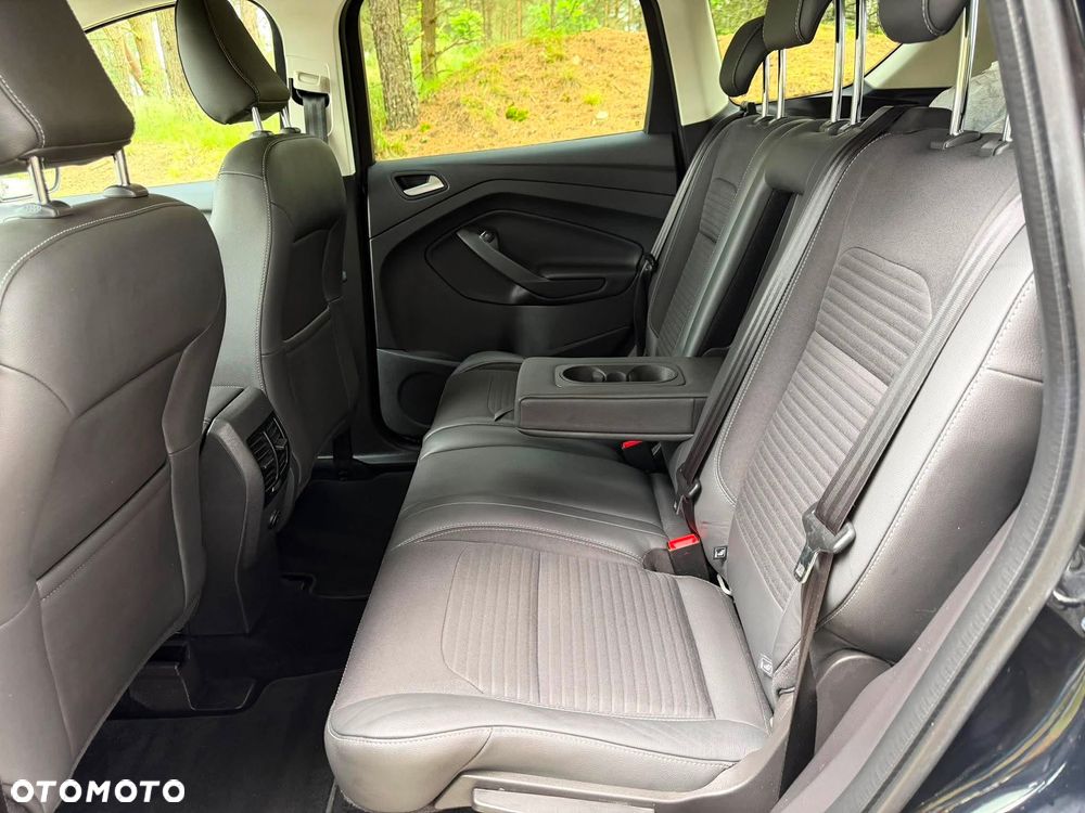 Ford Kuga 2.0 TDCi FWD Titanium - 19