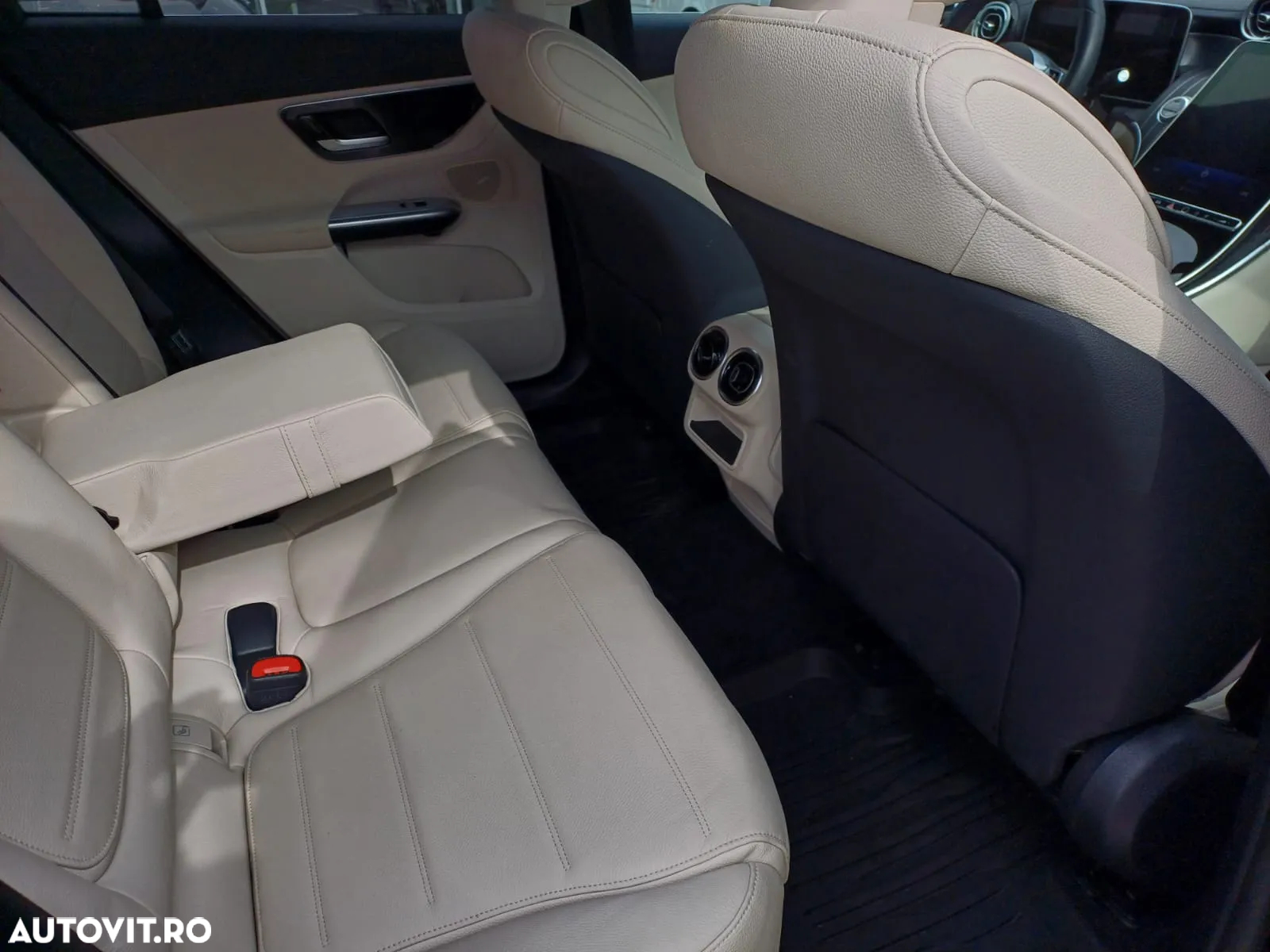 Mercedes-Benz GLC 220 d 4Matic 9G-TRONIC Avantgarde Advanced - 12