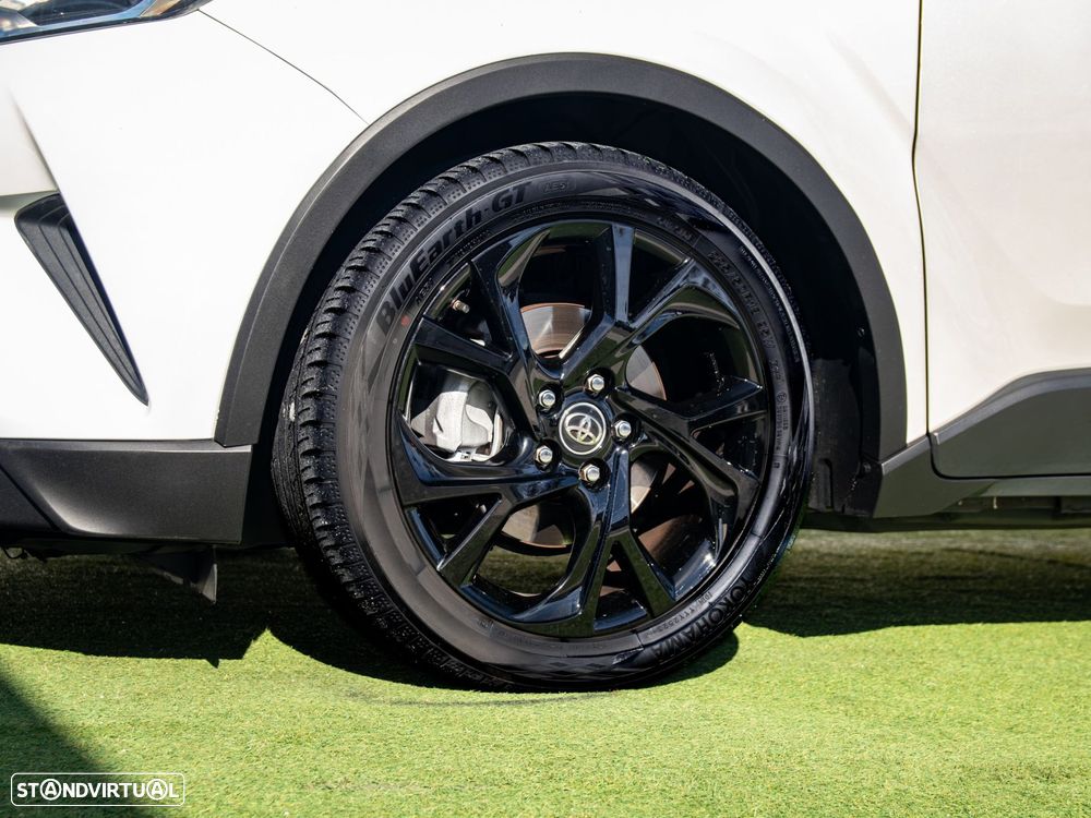 Toyota C-HR - 12