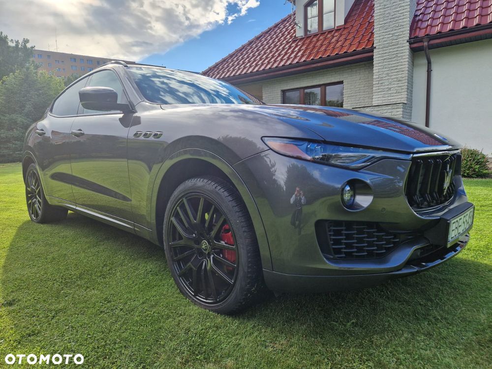 Maserati Levante - 8