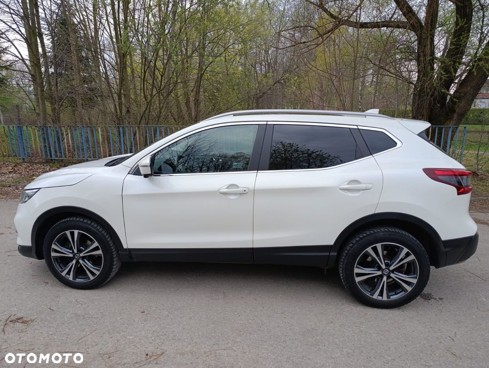 Nissan Qashqai 1.3 DIG-T Tekna - 4