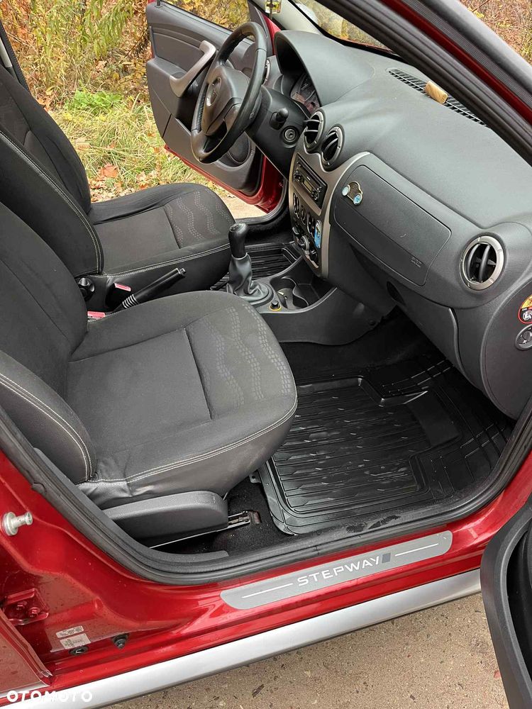 Dacia Sandero 1.6 Ambiance - 11