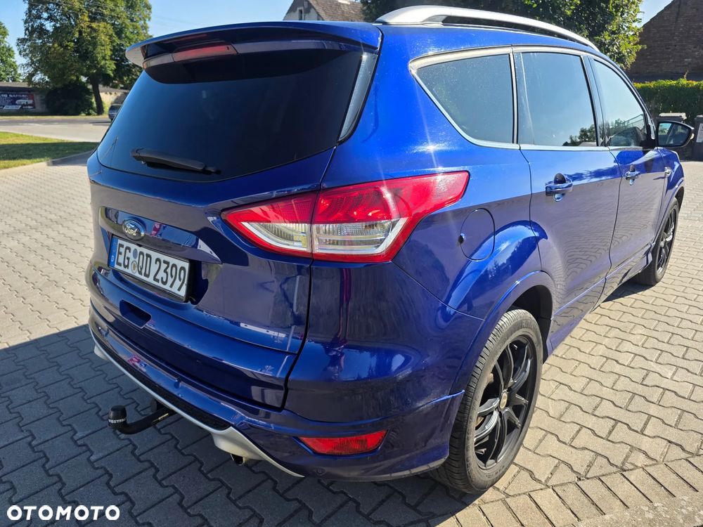 Ford Kuga 1.5 EcoBoost 2x4 Titanium - 5