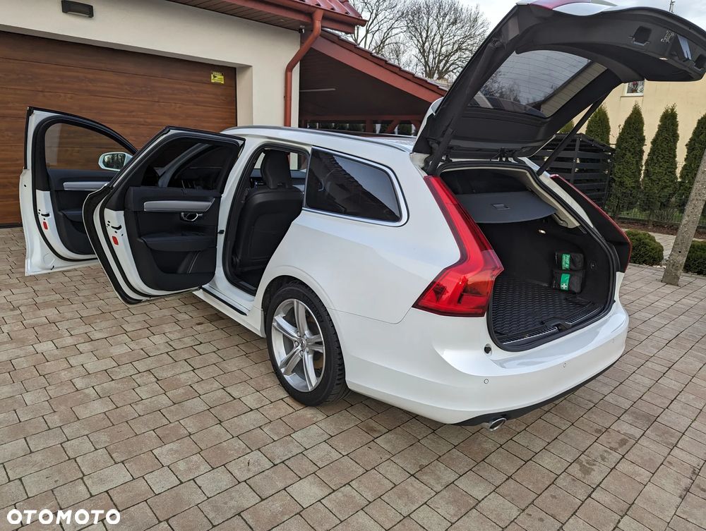 Volvo V90 D4 Momentum Pro - 8