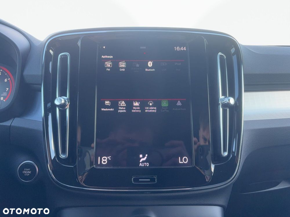 Volvo XC 40 - 31