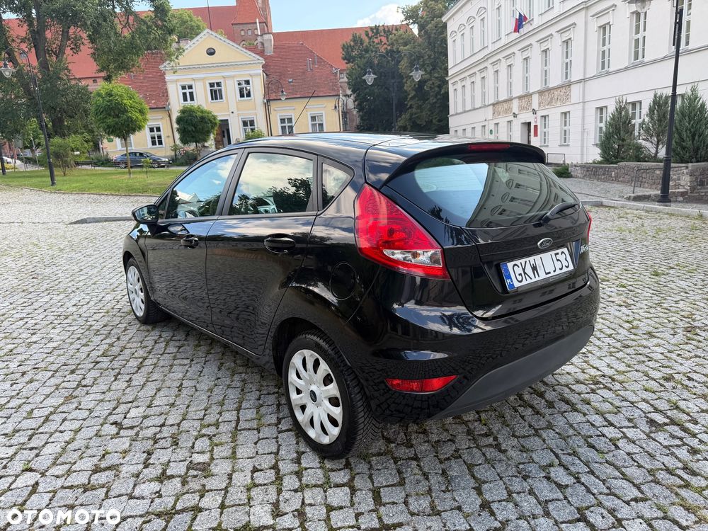Ford Fiesta 1.25 Champions Edition - 6