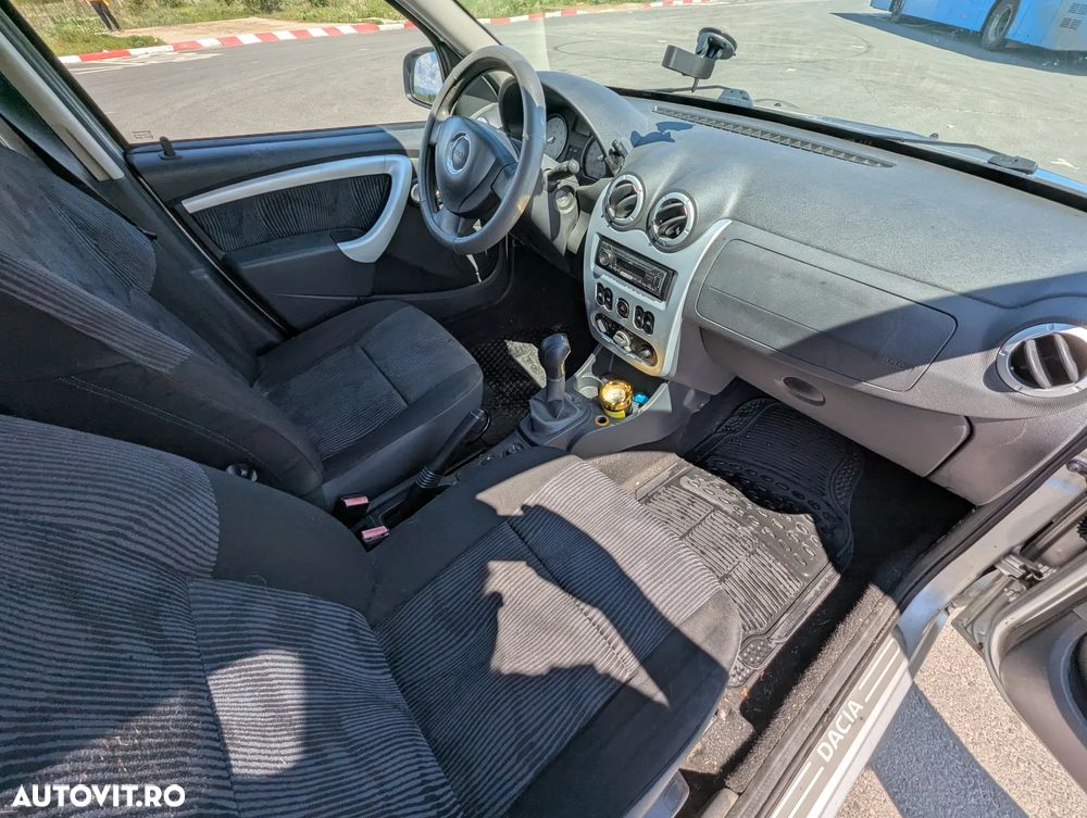 Dacia Sandero 1.4 MPI Laureate - 9