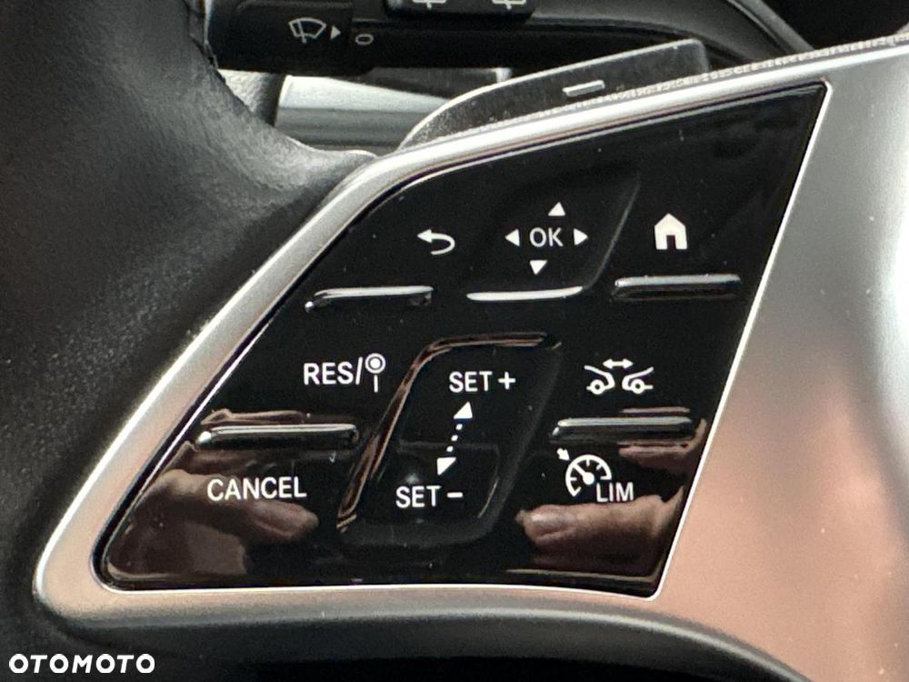 Mercedes-Benz GLA 200 Progressive - 16