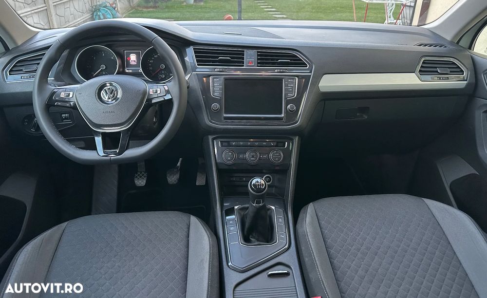Volkswagen Tiguan 2.0 TDI DPF Comfortline - 14