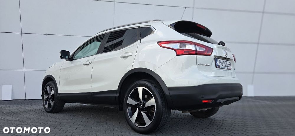 Nissan Qashqai 1.5 dCi DPF 360 - 17