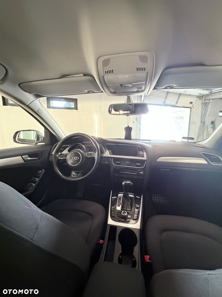 Audi A4 Avant 2.0 TDI Quattro S tronic - 15