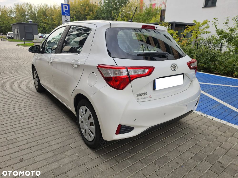 Toyota Yaris - 11