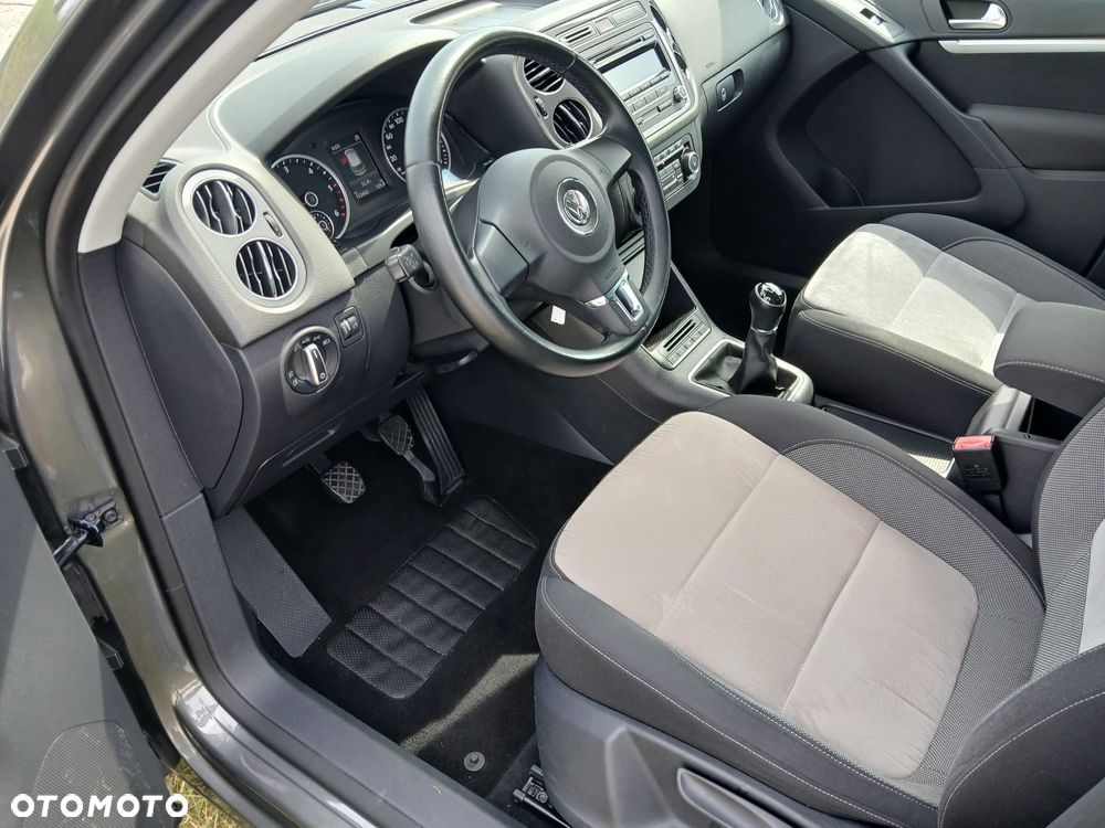 Volkswagen Tiguan - 17