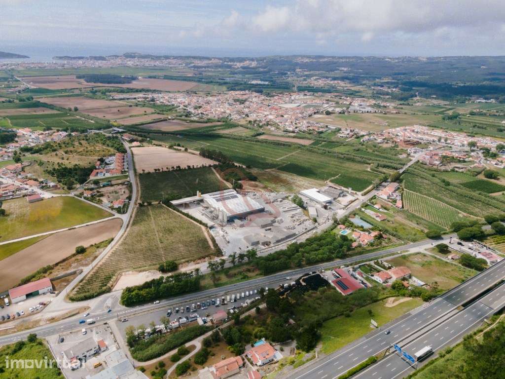 Terreno para construção de edifícios para atividades económicas - Grande imagem: 2/11