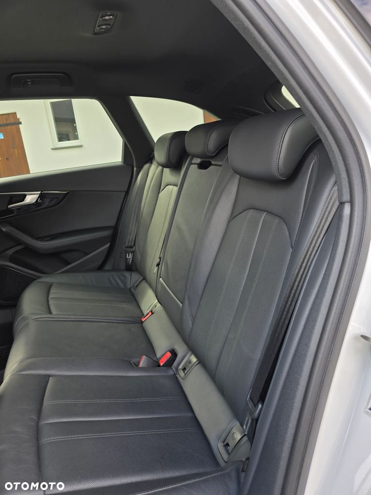 Audi A4 Allroad - 30