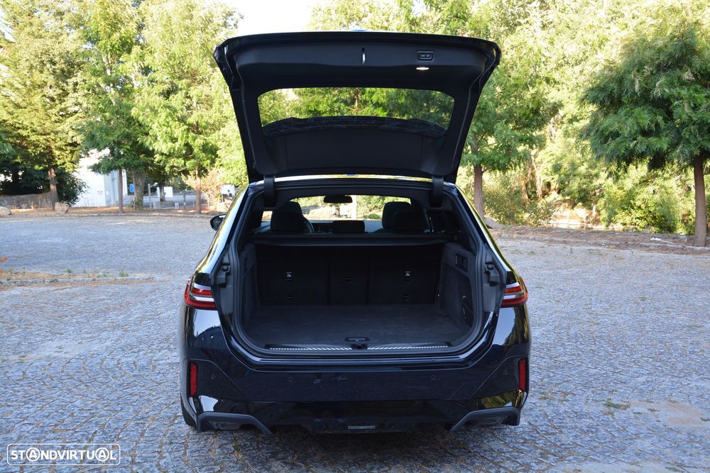 BMW i5 eDrive40 Pack Desportivo M Pro - 33