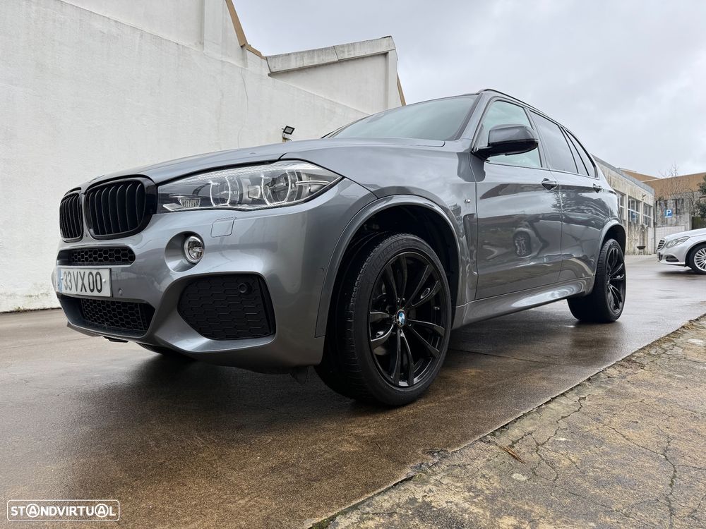 BMW X5 25 d xDrive Pack M 50 anos - 3