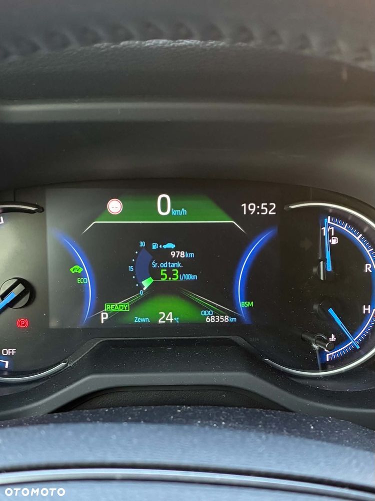 Toyota RAV4 - 14