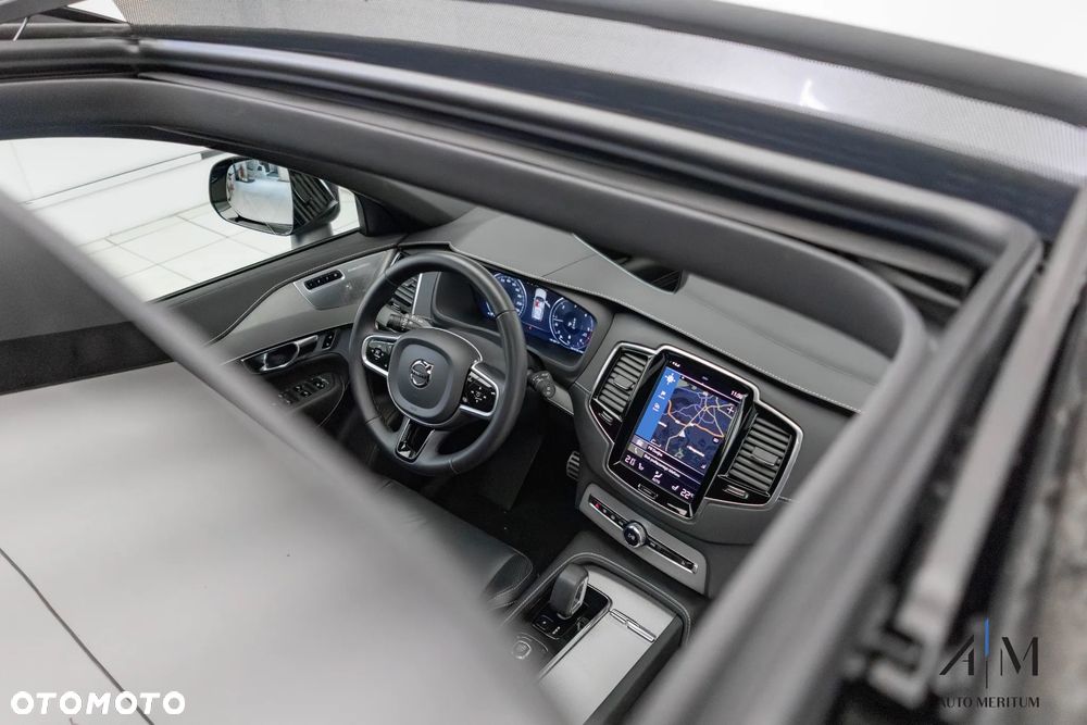 Volvo XC 90 B5 D AWD Ultimate Dark 7os - 31