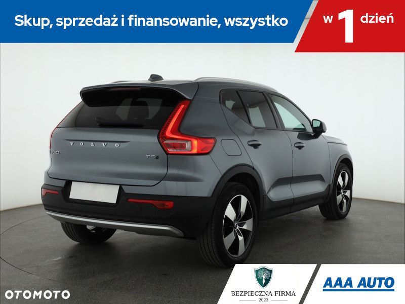 Volvo XC 40 - 7